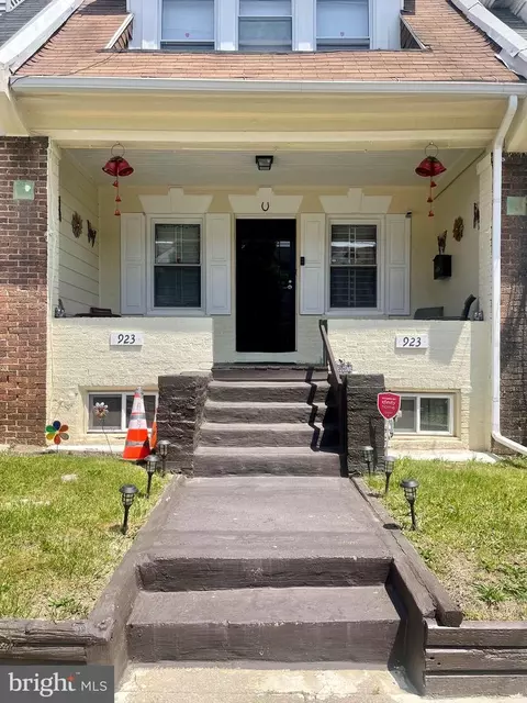 923 Mcdowell Ave, Chester, PA 19013