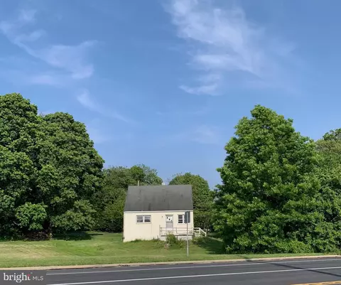 529 N Middletown Rd, Media, PA 19063