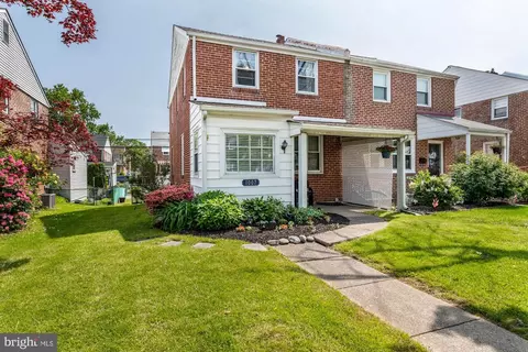 1007 Cobbs St, Drexel Hill, PA 19026