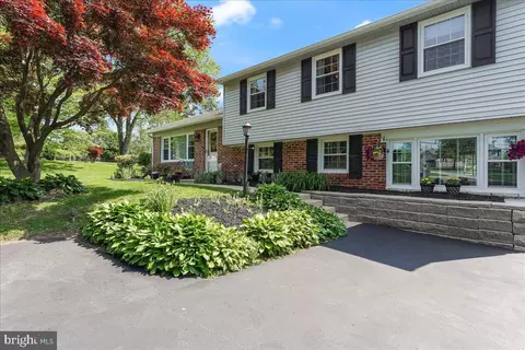 2440 Lenni Rd, Aston, PA 19014