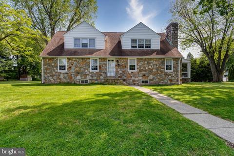 1324 Dill Rd, Havertown, PA 19083