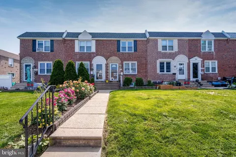 243 Gramercy Dr, Clifton Heights, PA 19018