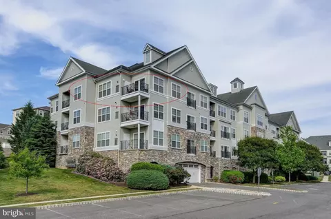 4302 Lydia Hollow Dr #4302, Glen Mills, PA 19342
