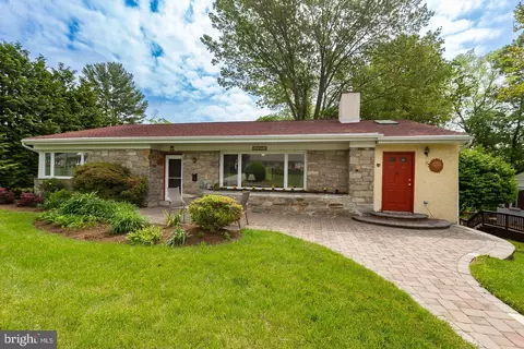 15 Mather Ave, Broomall, PA 19008