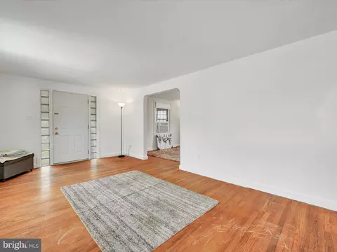 212 E Dutton Mill Rd, Brookhaven, PA 19015 photo 5