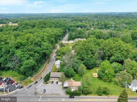 1345 1347 Middletown Rd, Glen Mills, PA 19342