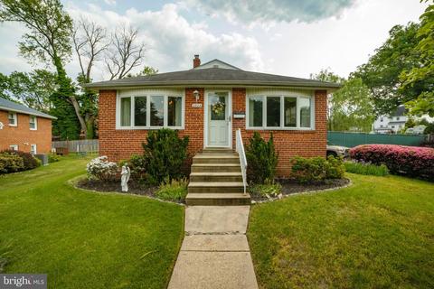 2924 Armstrong Ave, Secane, PA 19018