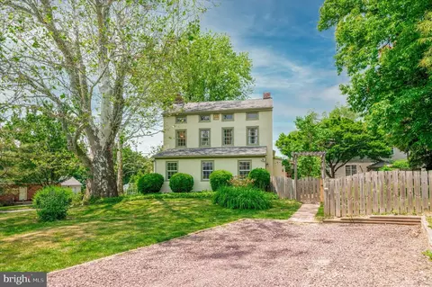 218 2nd Ave, Newtown Square, PA 19073