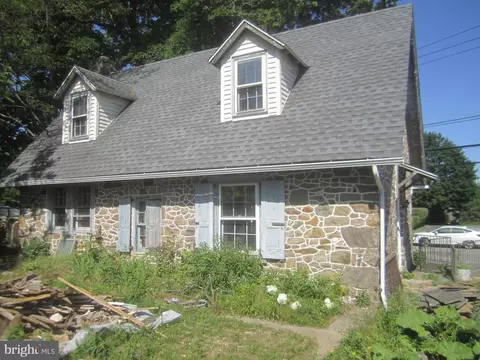 306 W Wayne Ave, Wayne, PA 19087 photo 3