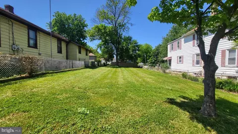 1930 Huddell Ave, Marcus Hook, PA 19061