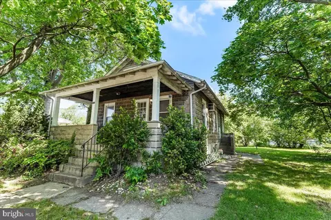 144 Washington Ave, Folsom, PA 19033
