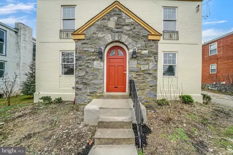 2836 Haverford Rd, Ardmore, PA 19003