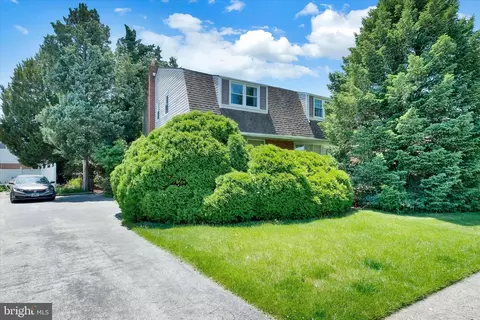 1426 Parklane Rd, Swarthmore, PA 19081
