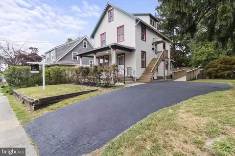10 E Marthart Ave, Havertown, PA 19083