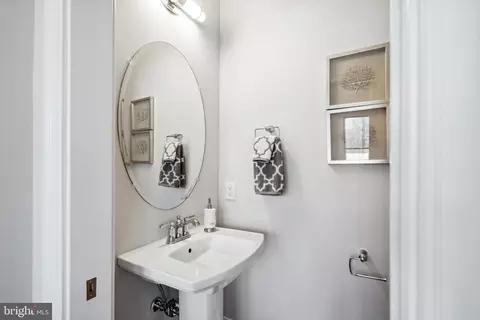 206 N Aberdeen Ave # A, Wayne, PA 19087 photo 15