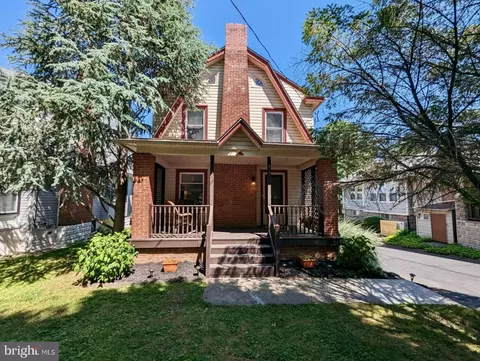 517 S Old Middletown Rd, Media, PA 19063
