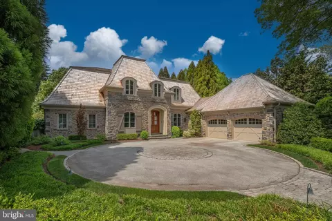 9 Blakeley Rd, Haverford, PA 19041