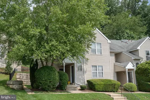 326 Cashel Ct #326, Aston, PA 19014