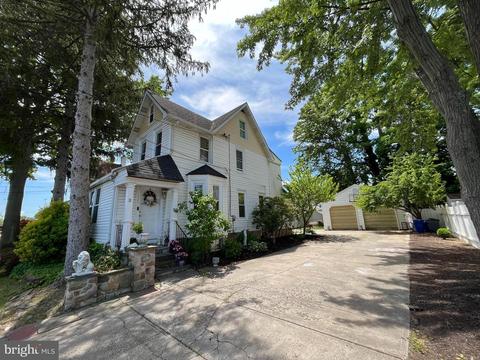 333 Swarthmore Ave, Folsom, PA 19033