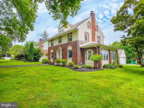 901 Morgan Ave, Drexel Hill, PA 19026