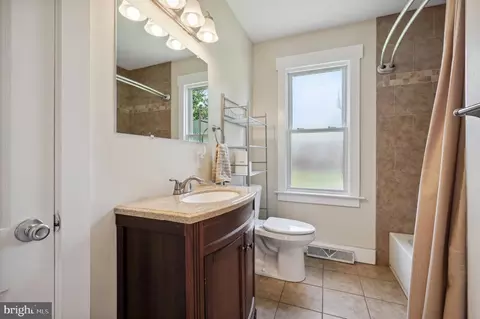 2424 Mill Rd, Upper Chichester, PA 19061 photo 15
