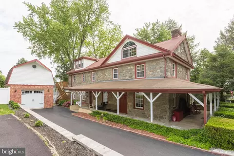 109 Chestnut Pkwy, Wallingford, PA 19086