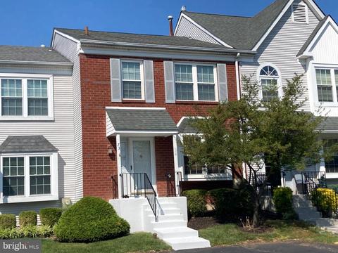 73 Victoria Dr, Aston, PA 19014