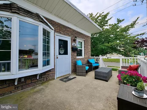 201 Stonyhill Rd, Ridley Park, PA 19078