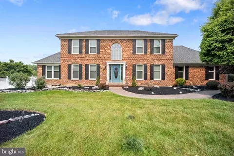 1 Peter Gamble Ln, Glen Mills, PA 19342