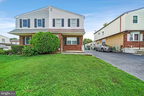 1007 Sharon Ave, Darby, PA 19023