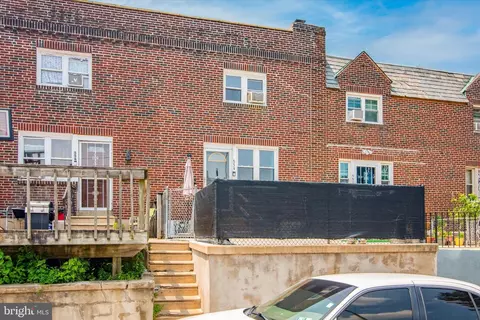 554 Snowden Rd, Upper Darby, PA 19082 photo 1