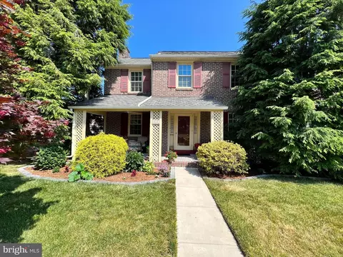 145 W Plumstead Ave, Lansdowne, PA 19050