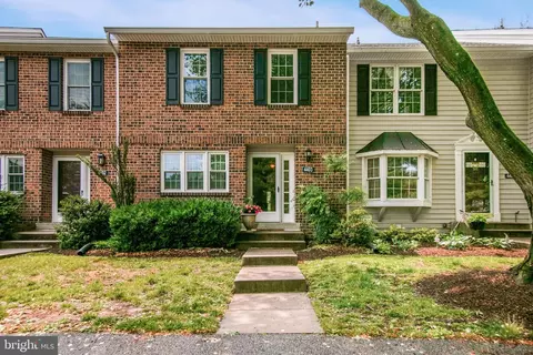 4403 Fox Pointe Ct #4403, Glen Mills, PA 19342