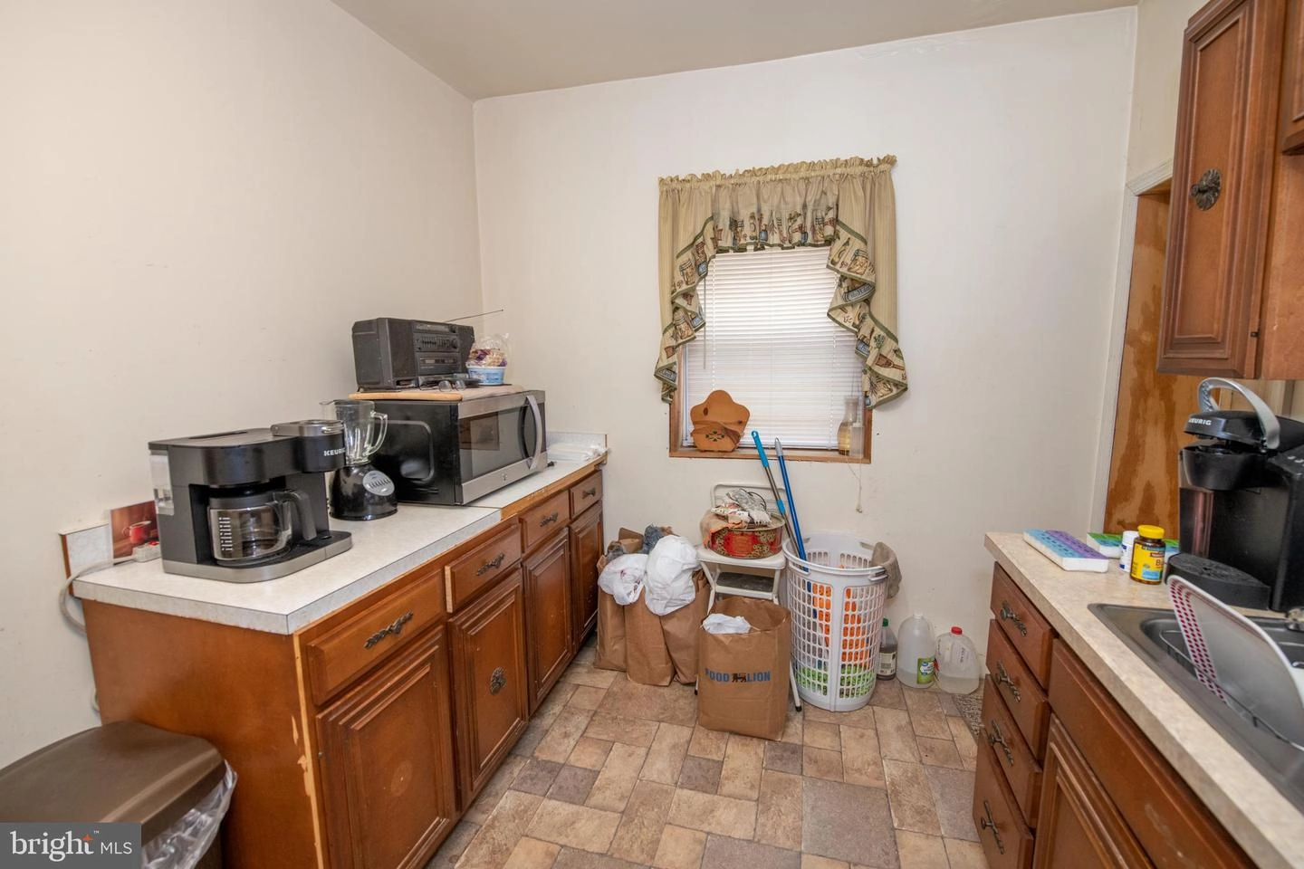 634 Johnson Ave, Marcus Hook, PA 19061 photo 11