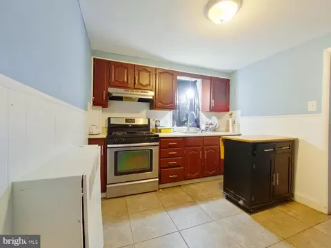 Kitchen - 502 S Bishop Ave, Secane, PA 19018 photo 1 of 3