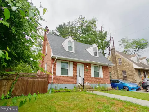 502 S Bishop Ave, Secane, PA 19018