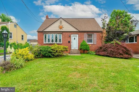 1214 Vauclain Ave, Woodlyn, PA 19094