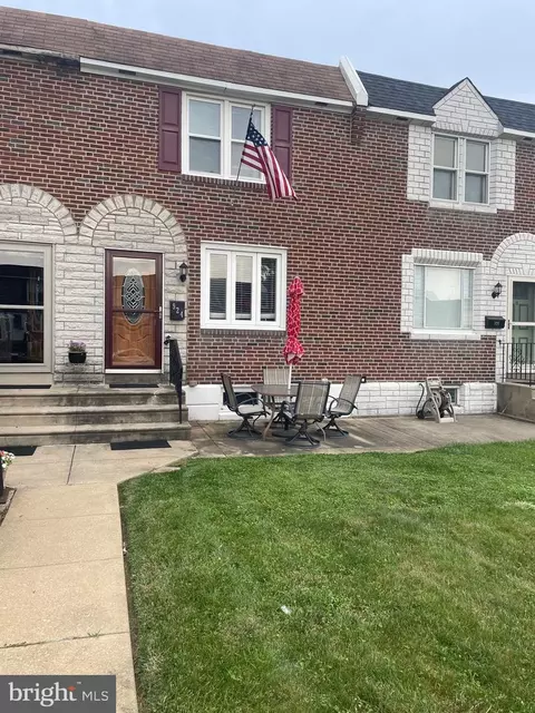 924 Maple Ave, Glenolden, PA 19036