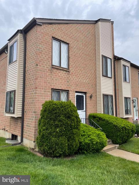 5200 Hilltop Dr #397, Brookhaven, PA 19015