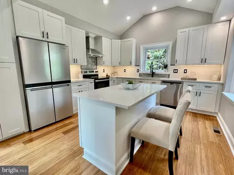 3420 Tyson Rd, Newtown Square, PA 19073