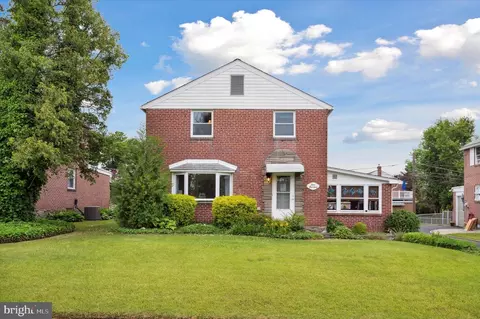 414 W Grays Ave, Glenolden, PA 19036