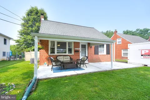 654 E Leamy Ave, Springfield, PA 19064 photo 5