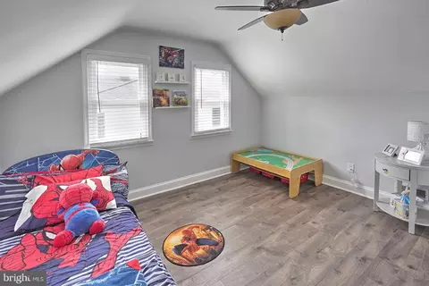 654 E Leamy Ave, Springfield, PA 19064 photo 28