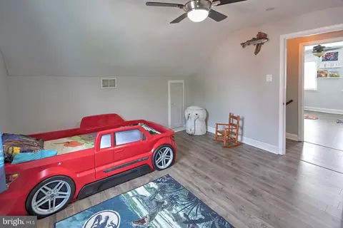 654 E Leamy Ave, Springfield, PA 19064 photo 31