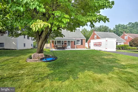 654 E Leamy Ave, Springfield, PA 19064 photo 4