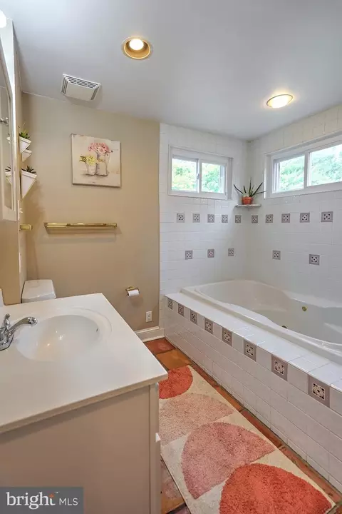 654 E Leamy Ave, Springfield, PA 19064 photo 21