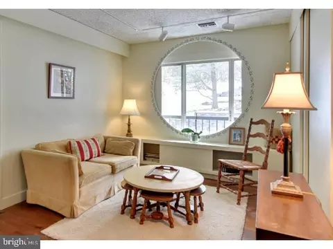 285 W Chelsea Cir # -6, Newtown Square, PA 19073