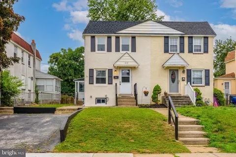 215 Derwood Dr, Woodlyn, PA 19094