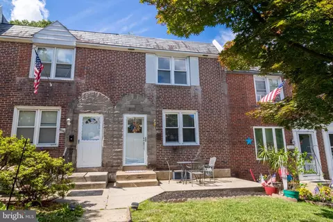 5242 Westbrook Dr, Clifton Heights, PA 19018