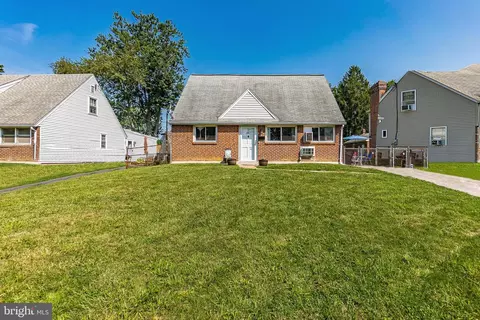 2611 Wood Rd, Secane, PA 19018